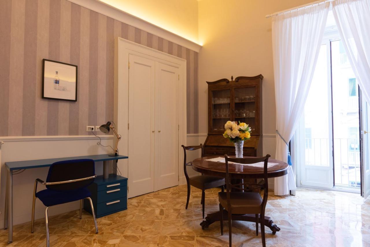 Bed and Breakfast Casa Gagliardi Neapel Exterior foto