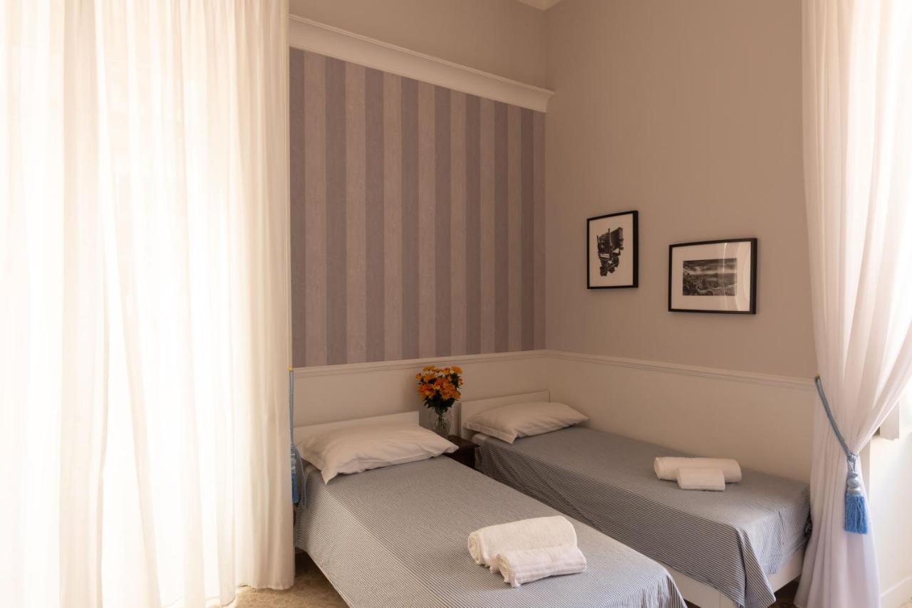 Bed and Breakfast Casa Gagliardi Neapel Exterior foto