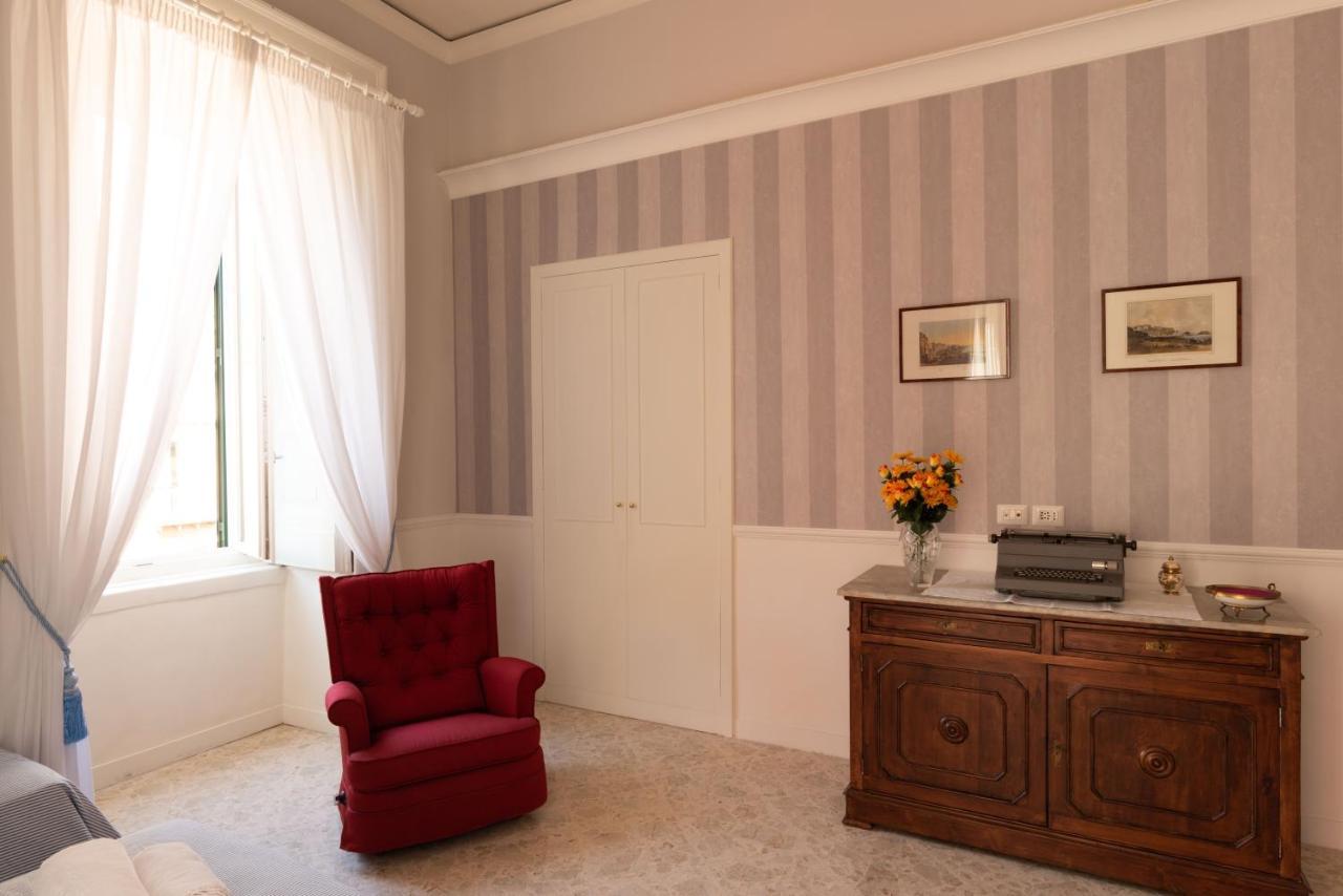 Bed and Breakfast Casa Gagliardi Neapel Exterior foto